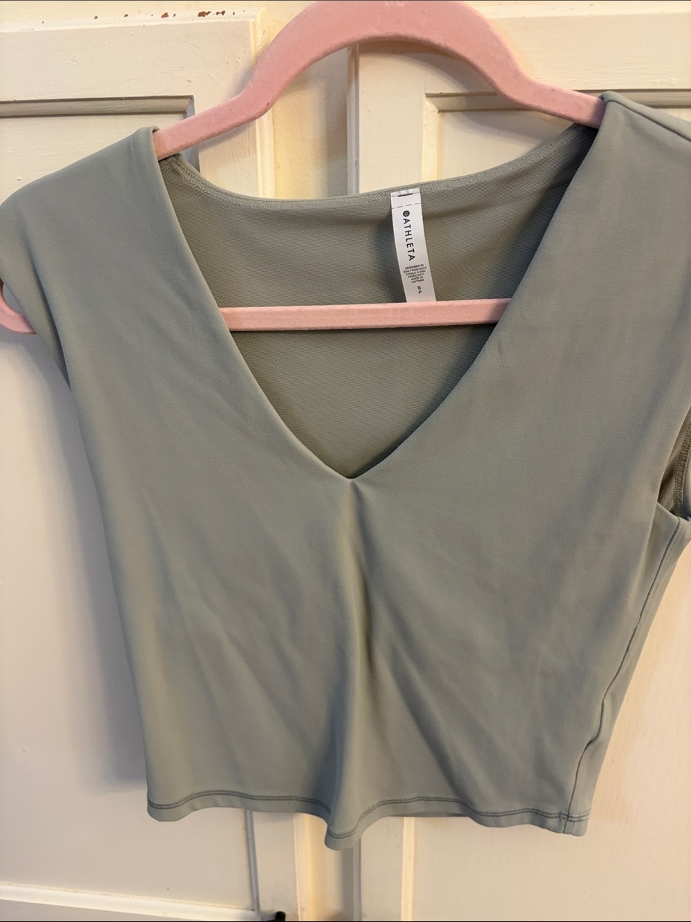 Athleta V-neck Sleeveless Crop Tank Top - Sage Green Size Small
